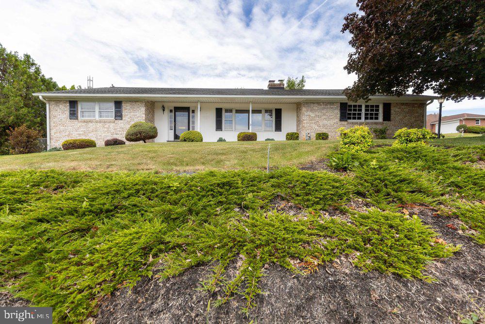 222 Harvest Lane — photo