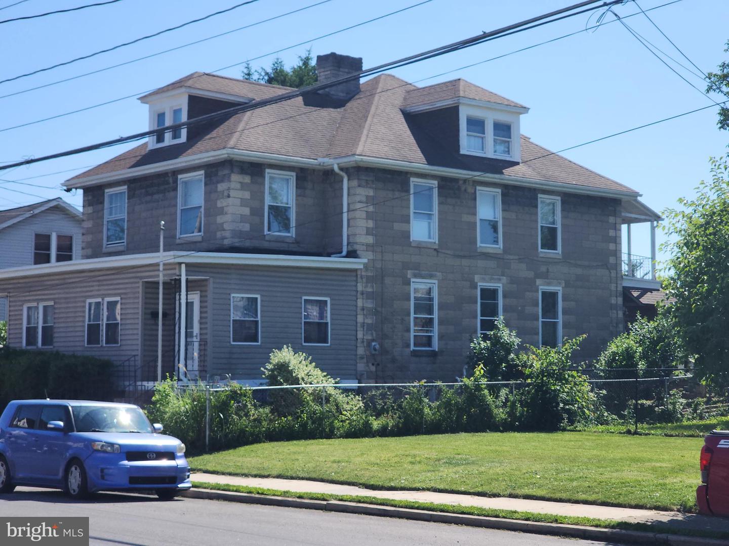 615 S Second Street — photo