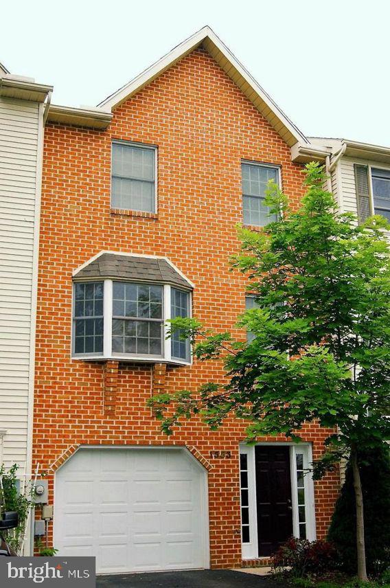 1553 Brechbill Road — photo