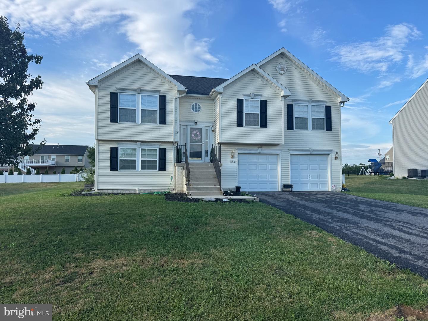 1155 Briarbend Way — photo