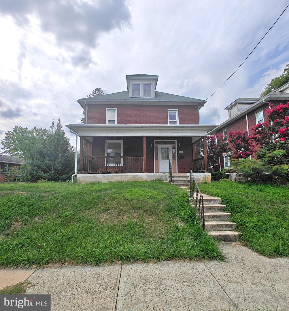 1217 Wilson Ave — photo