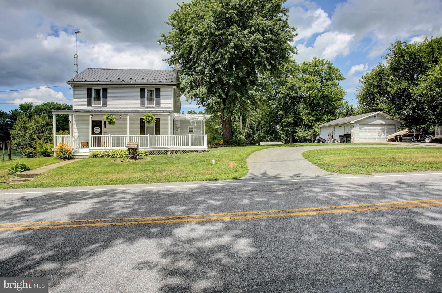 11245 Wharf Road, Waynesboro, PA 17268 — photo 2