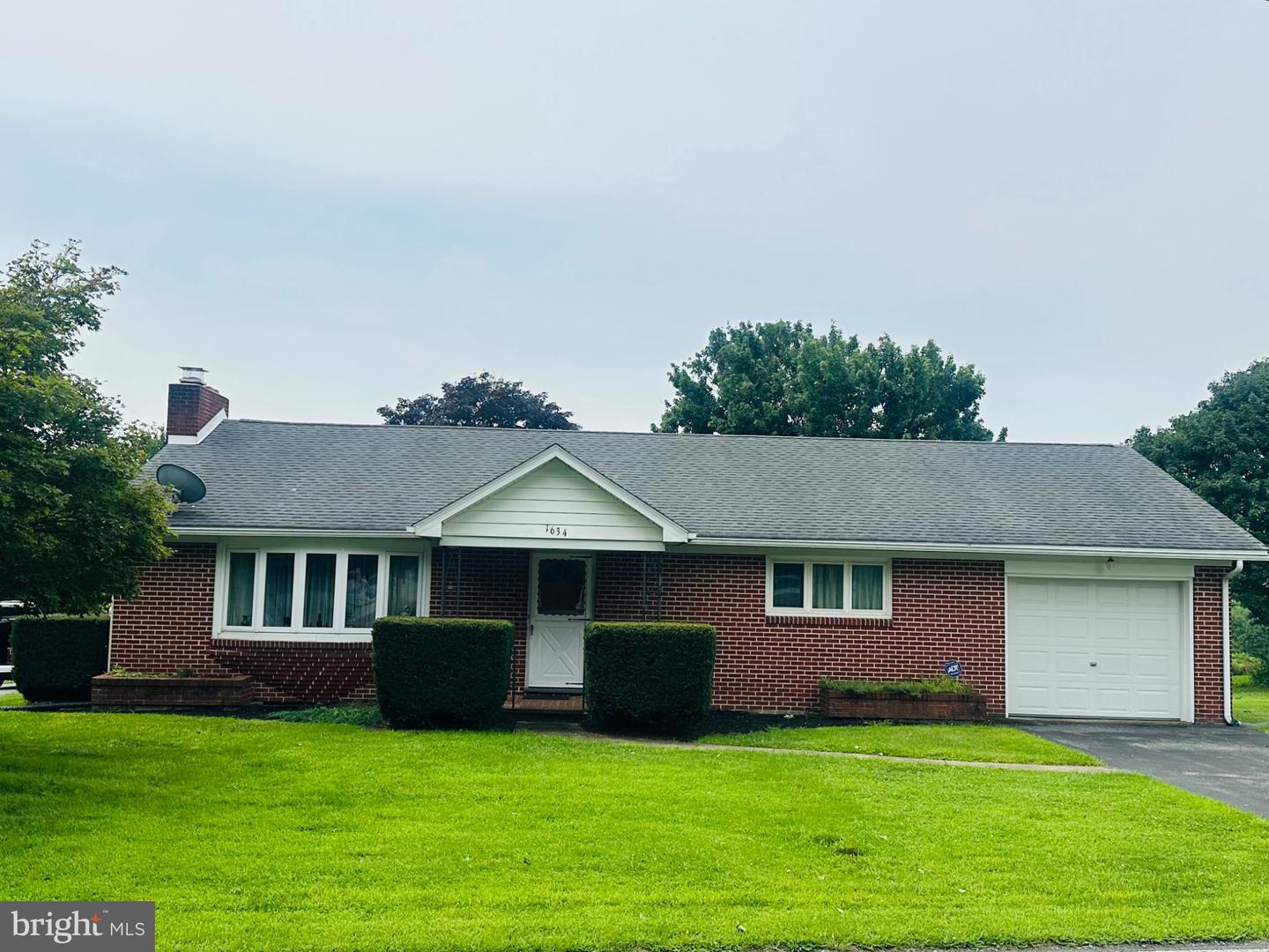 1634 Crottlestown Road, Chambersburg, PA 17202 — photo 2