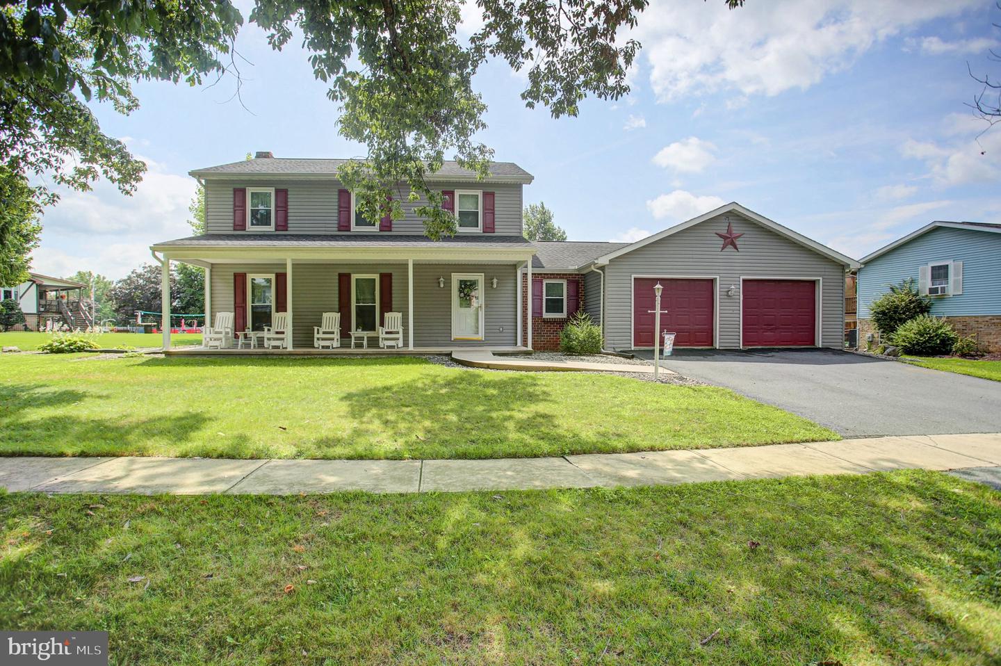 610 Westover Rd — photo
