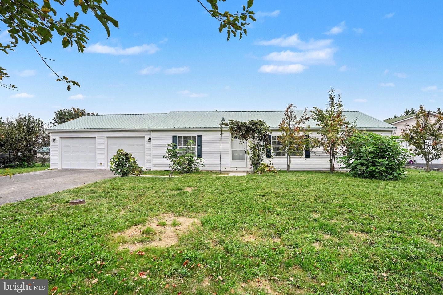 131 Camelot Drive — photo