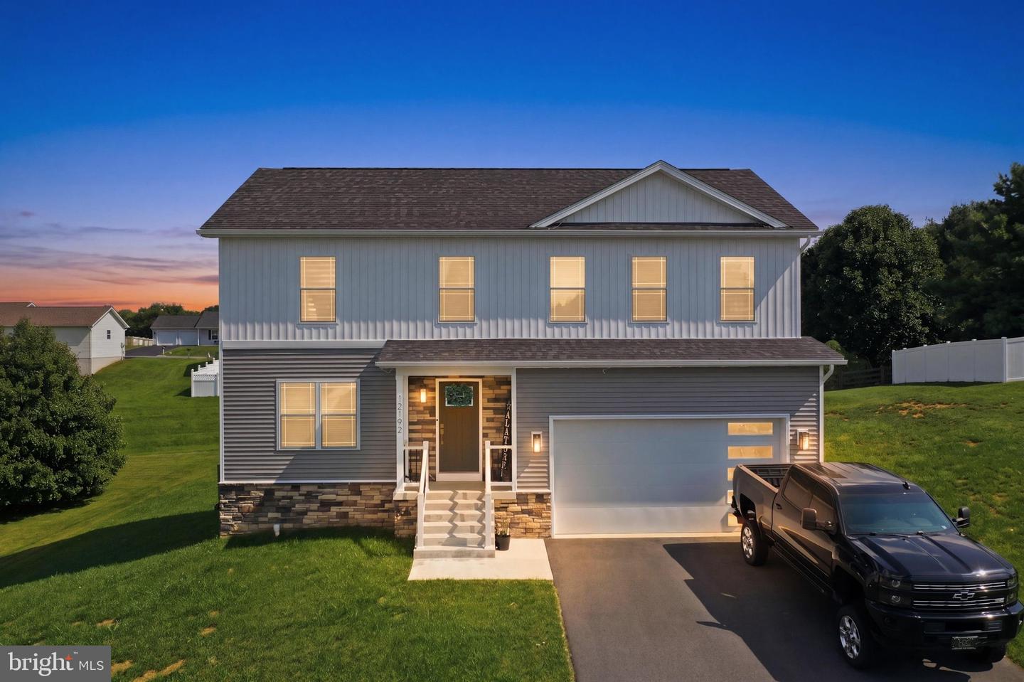 12192 Redhawk Dr — photo