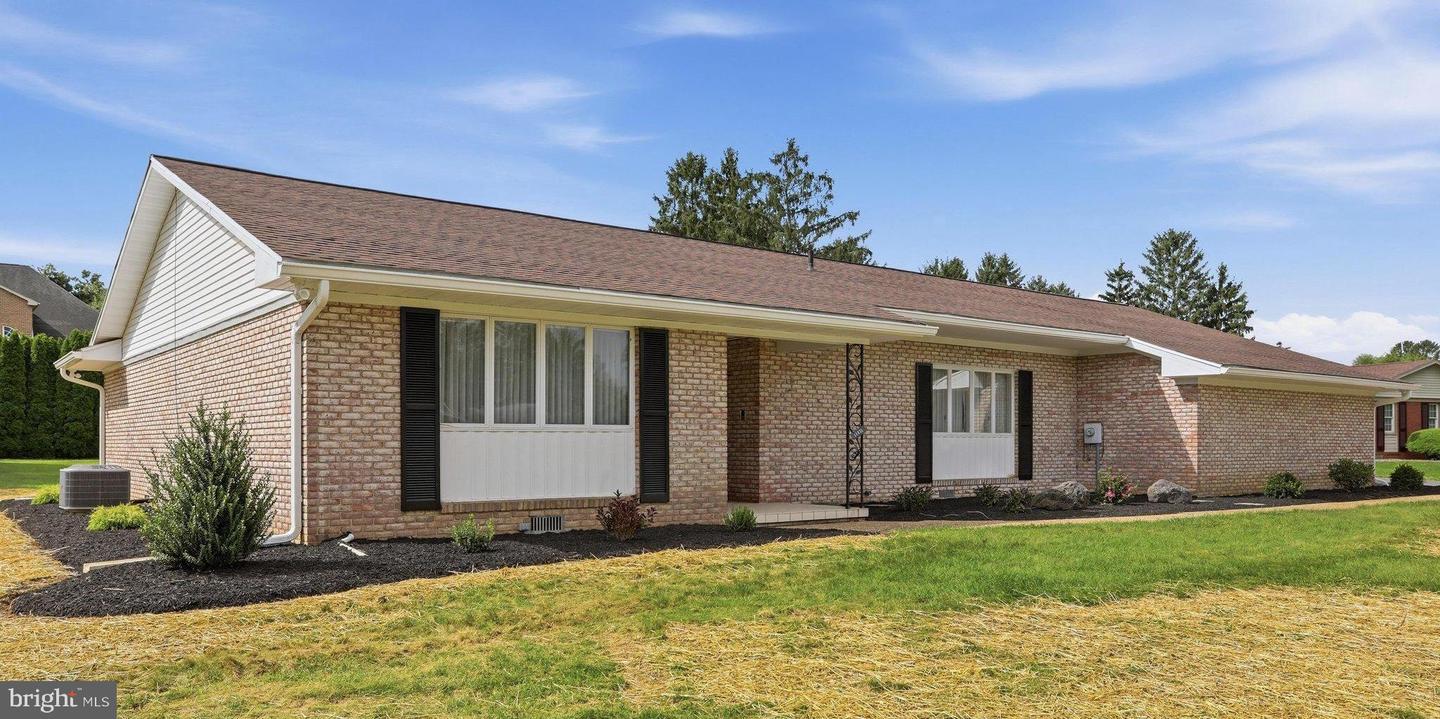 11475 Pine Hill Drive — photo