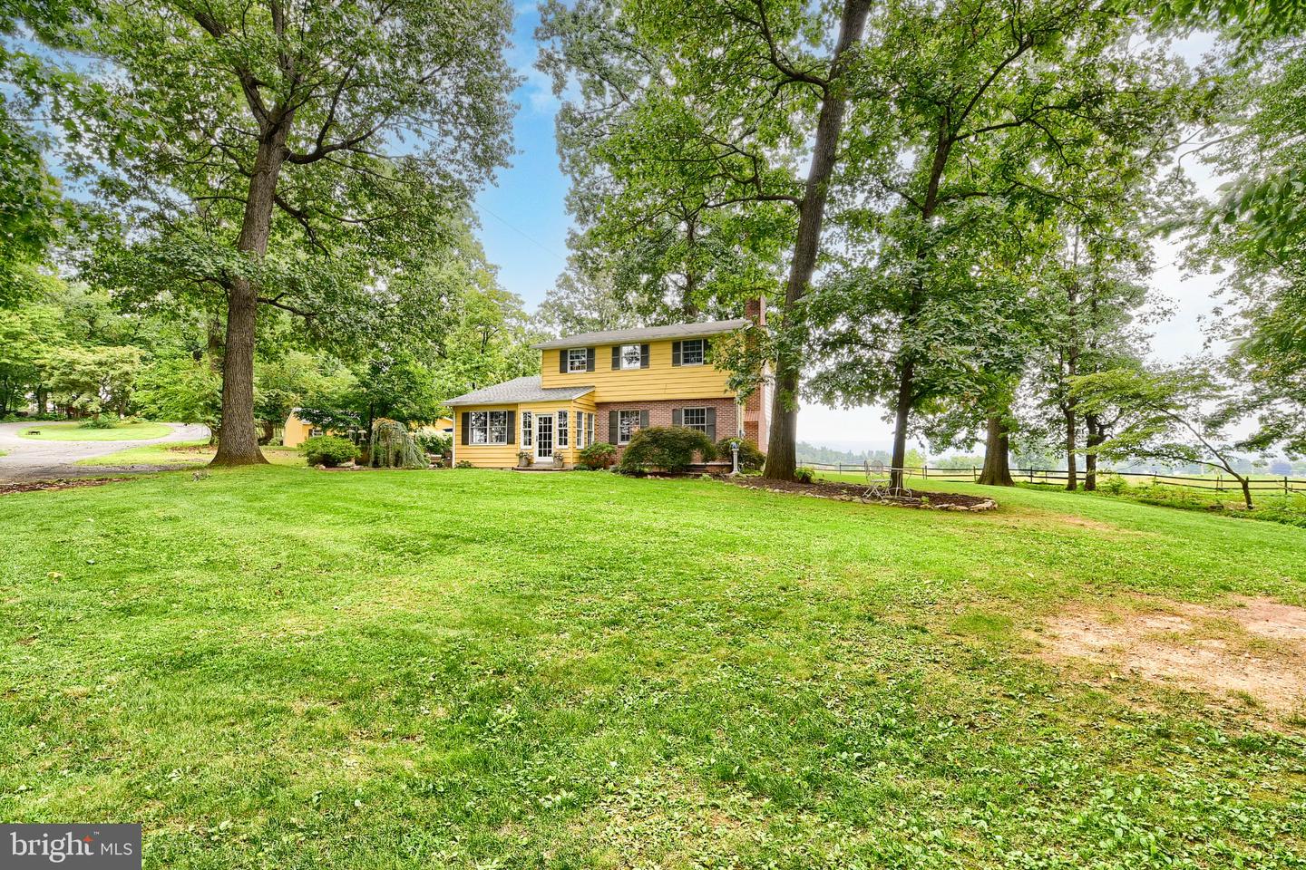 9554 Forest Ridge Road, Shippensburg, PA 17257 — photo 2