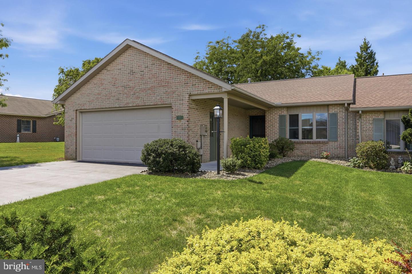 312 Woodvale Drive — photo