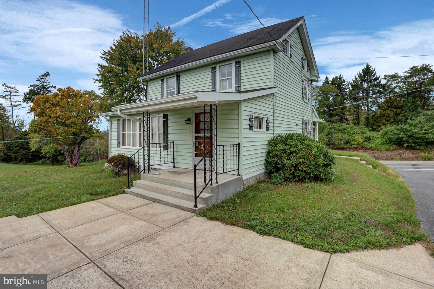 3244 Warm Spring Road, Chambersburg, PA 17202 — photo 2