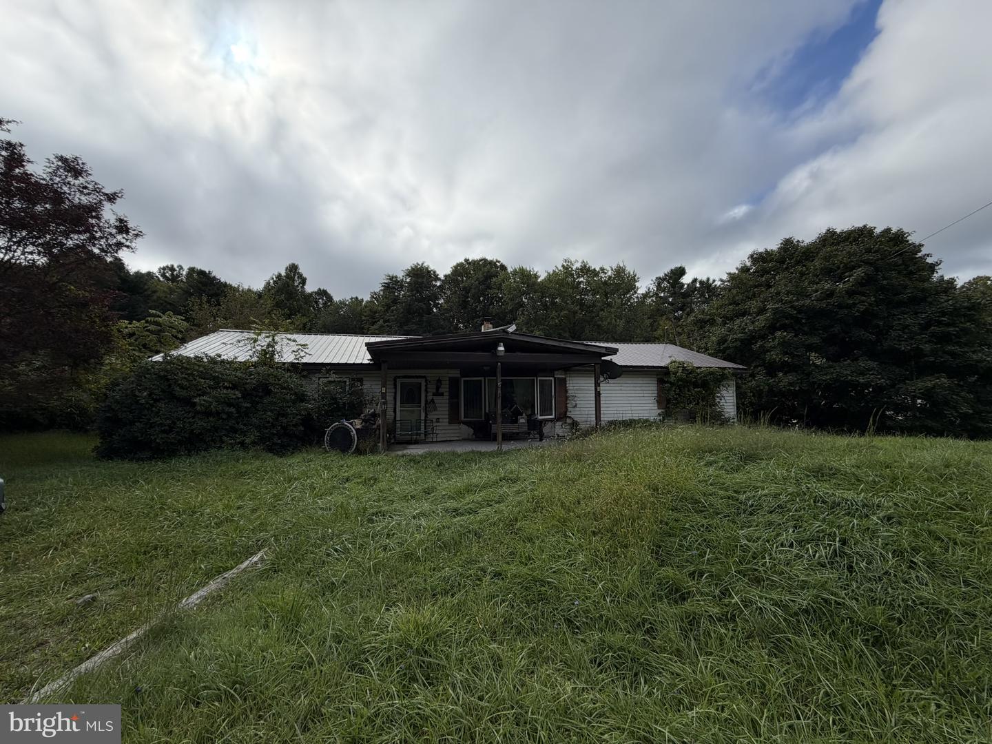 11682 Loop Rd — photo
