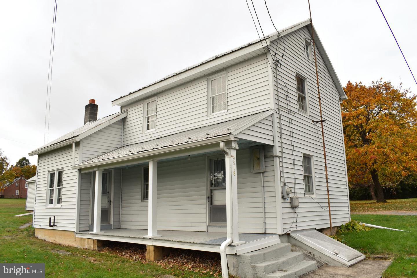 9518 Circle Dr — photo