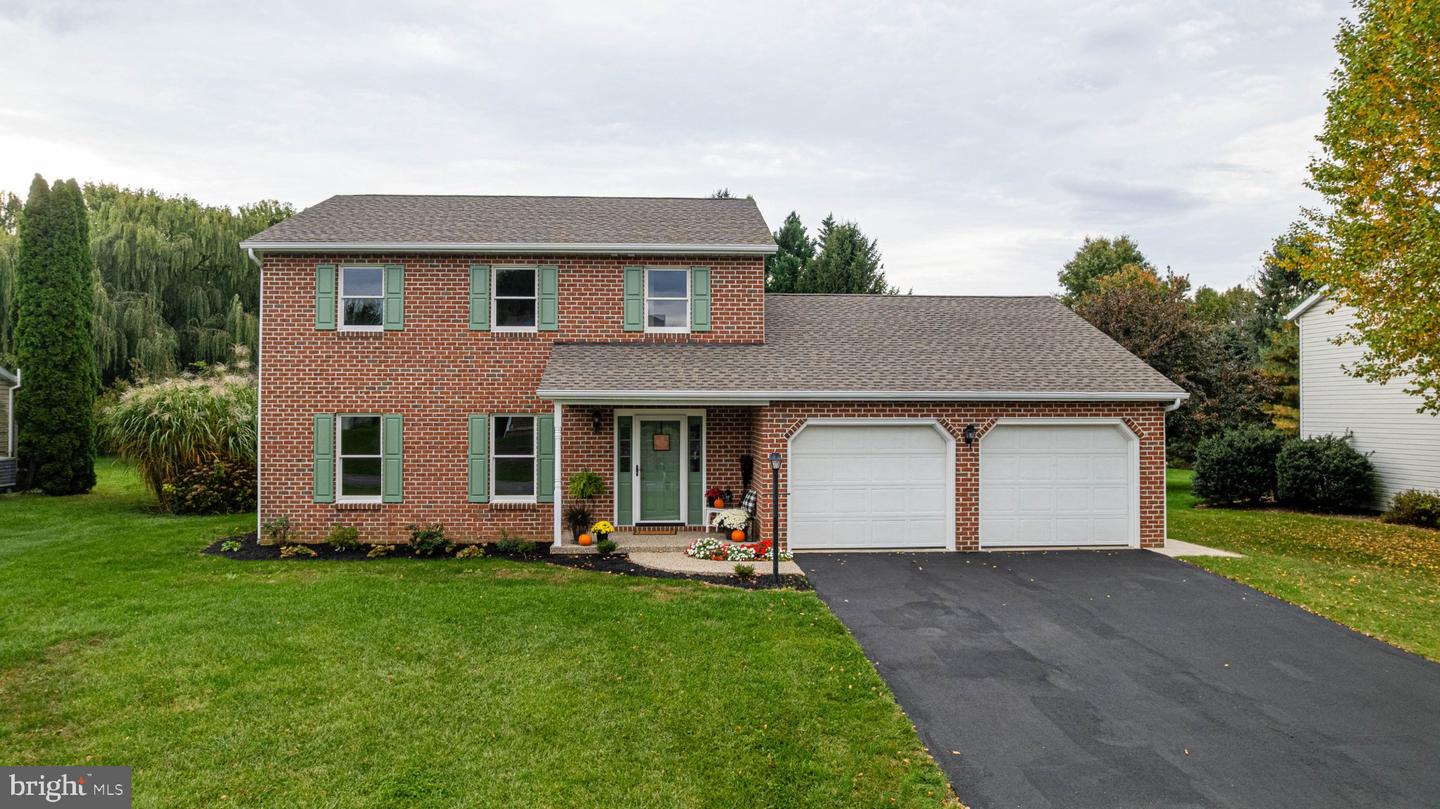 1659 Wisteria Dr — photo