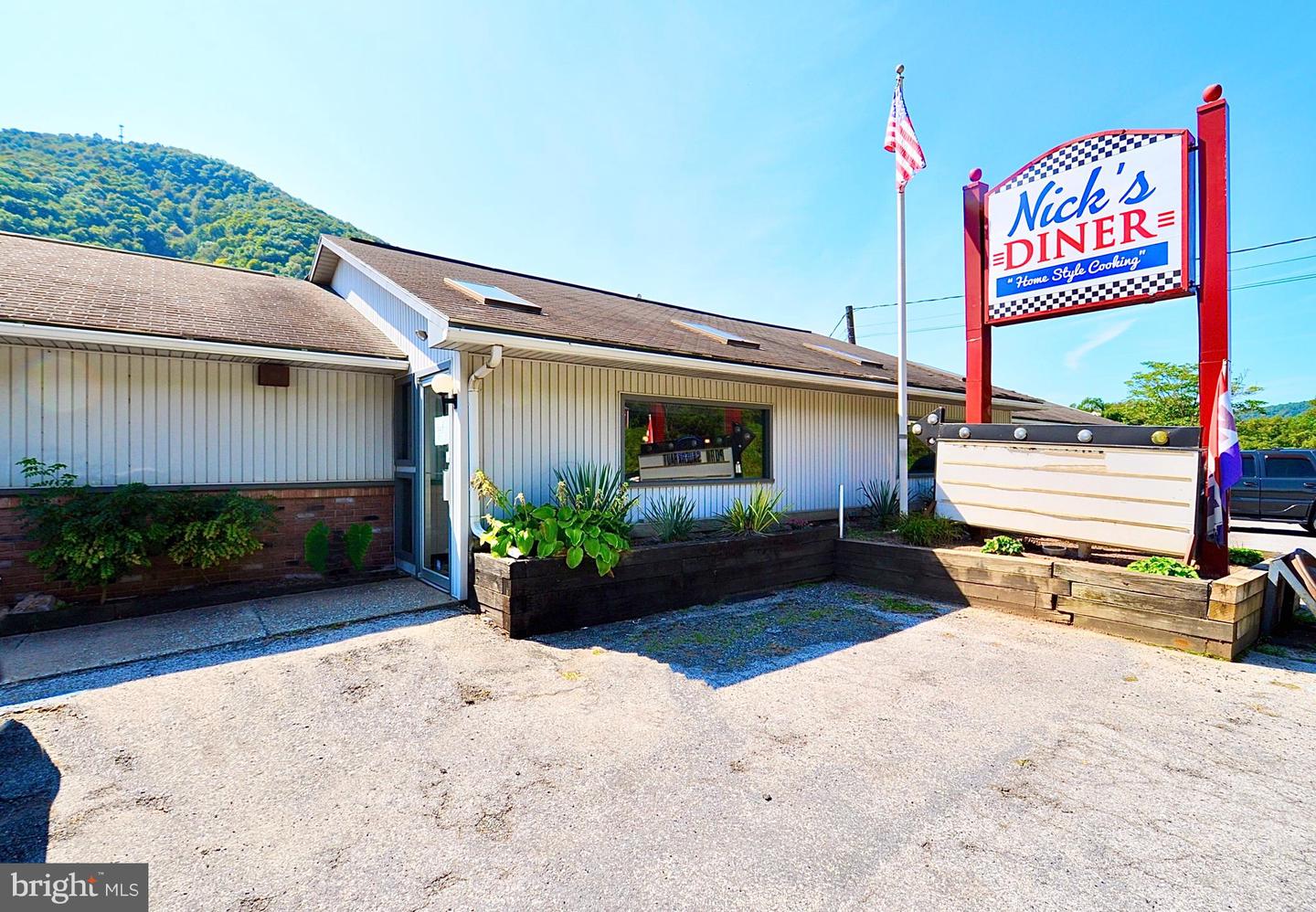 11740 William Penn Hwy — photo
