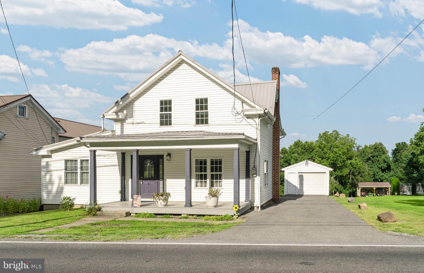 6783 Route 333 — photo