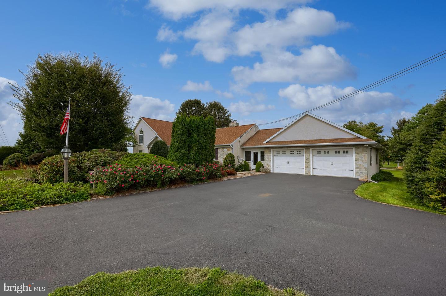 210 Stevens Road, Stevens, PA 17578 — photo 2