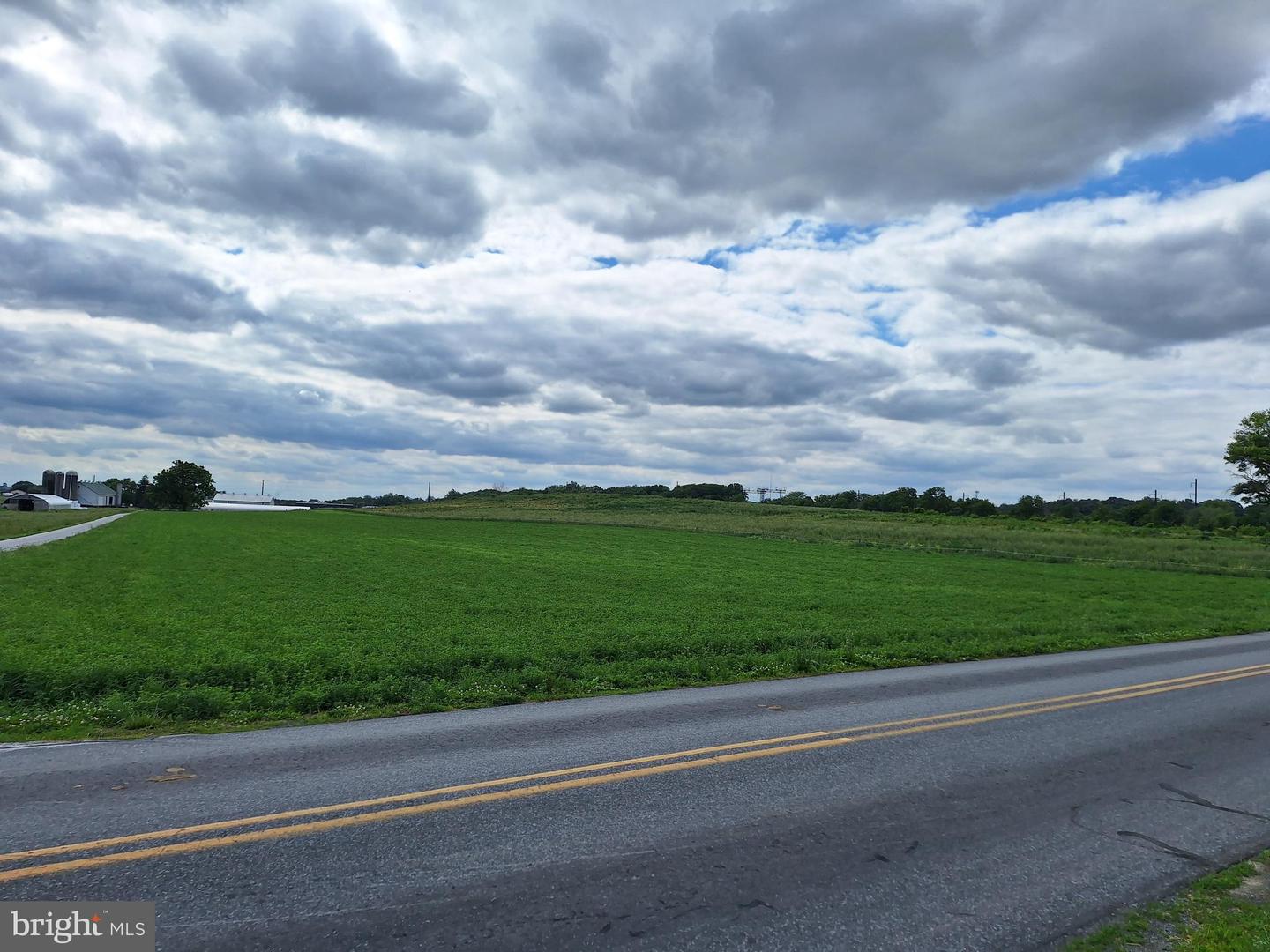 20 S Kinzer Road, Kinzers, PA 17535 — photo 3