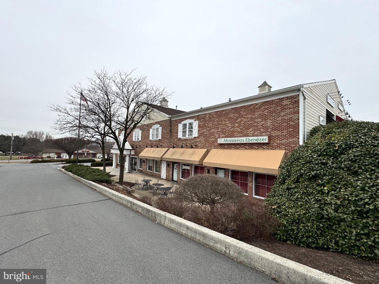 355 W. Main St — photo