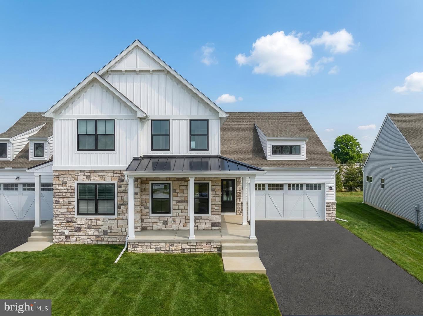 1229 Hershey Ln #Crestwood — photo