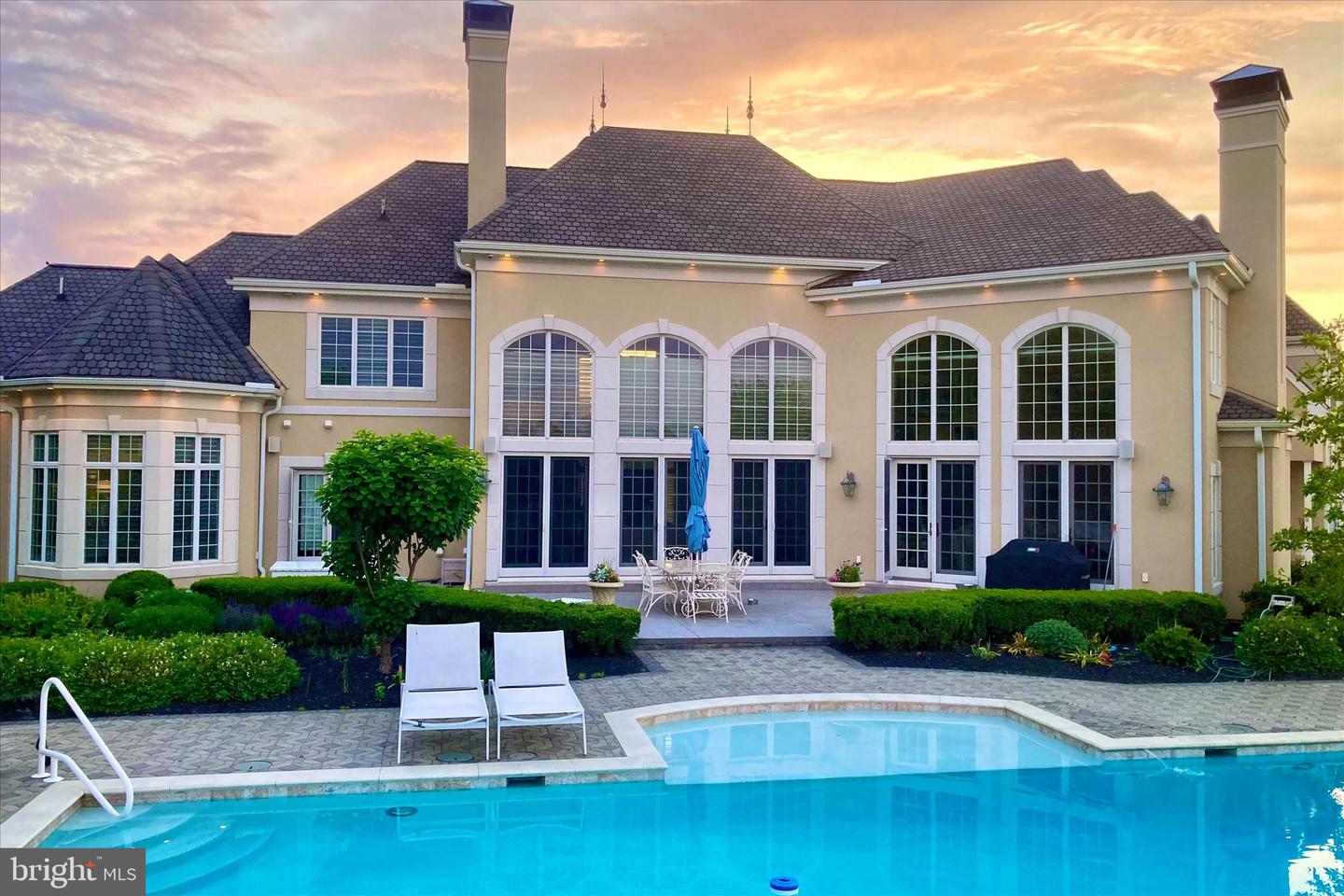 1000 Bluestone Dr — photo