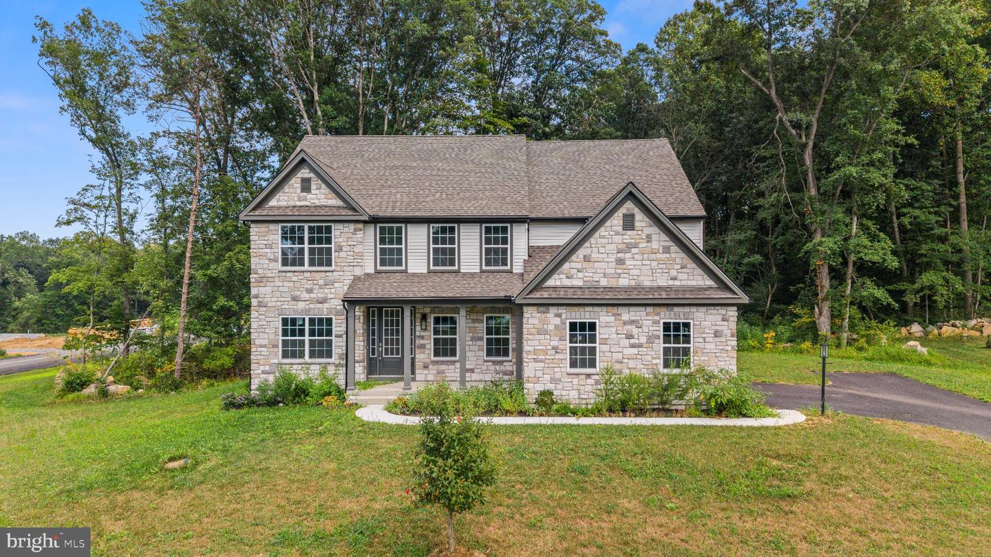 30 Acorn Ln — photo