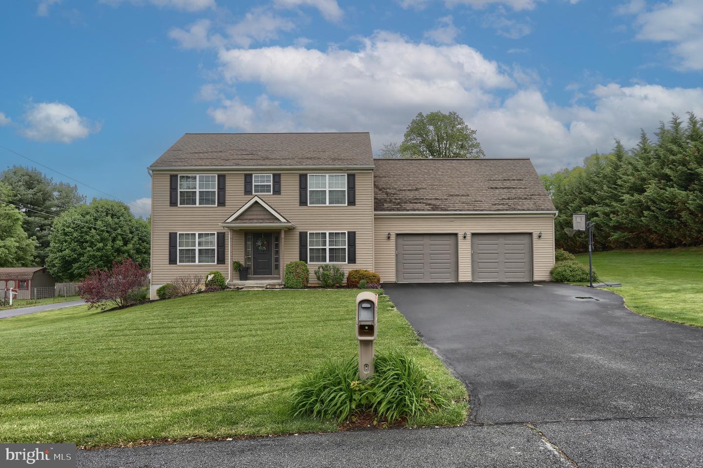 2 Freys Road, Elizabethtown, PA 17022
