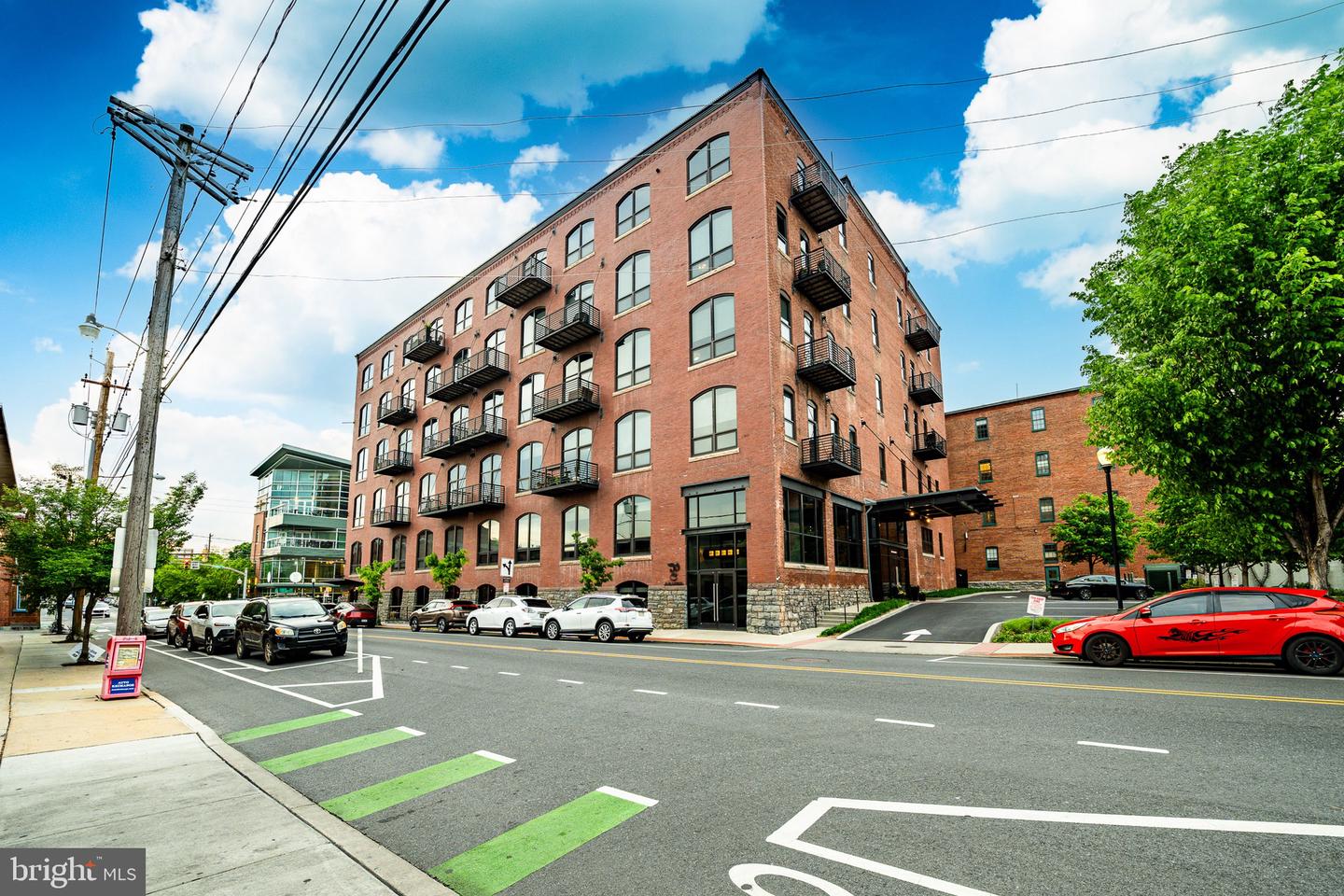 41 W Lemon St #304 — photo