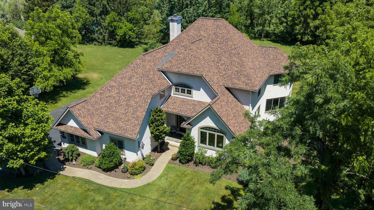 2813 SPRING VALLEY ROAD, LANCASTER PA 17601