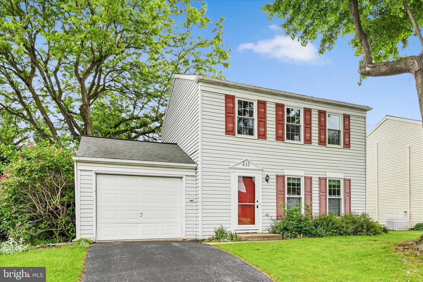 433 SPRINGFIELD COURT, LITITZ PA 17543