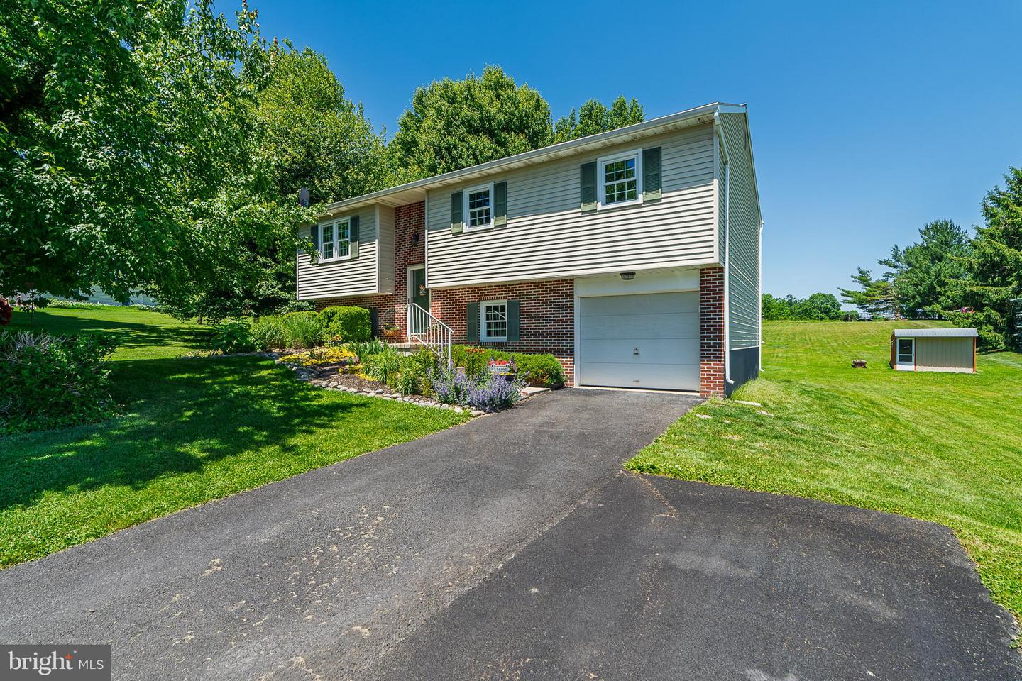 316 SNAVELY MILL ROAD, LITITZ PA 17543 — photo 2