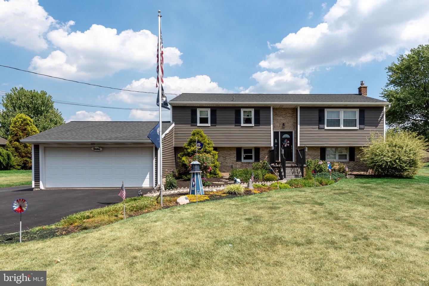 949 Brunnerville Road, Lititz, PA 17543