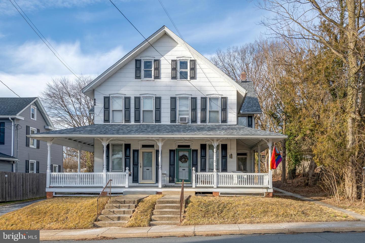 17 W Cottage Ave — photo