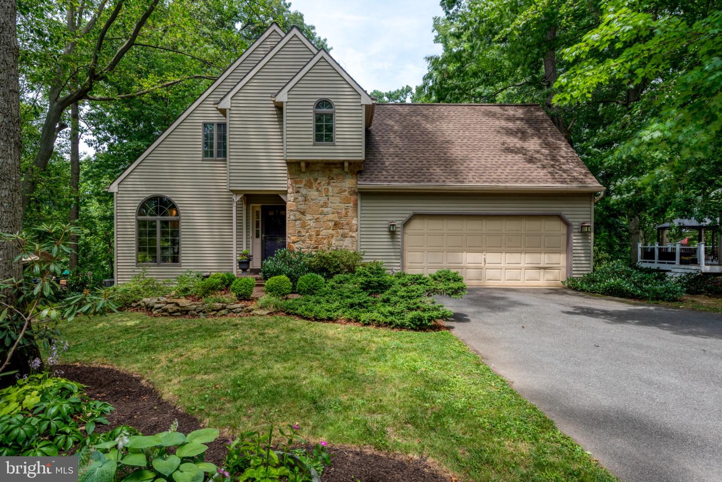 2861 Spring Valley Road, Lancaster, PA 17601
