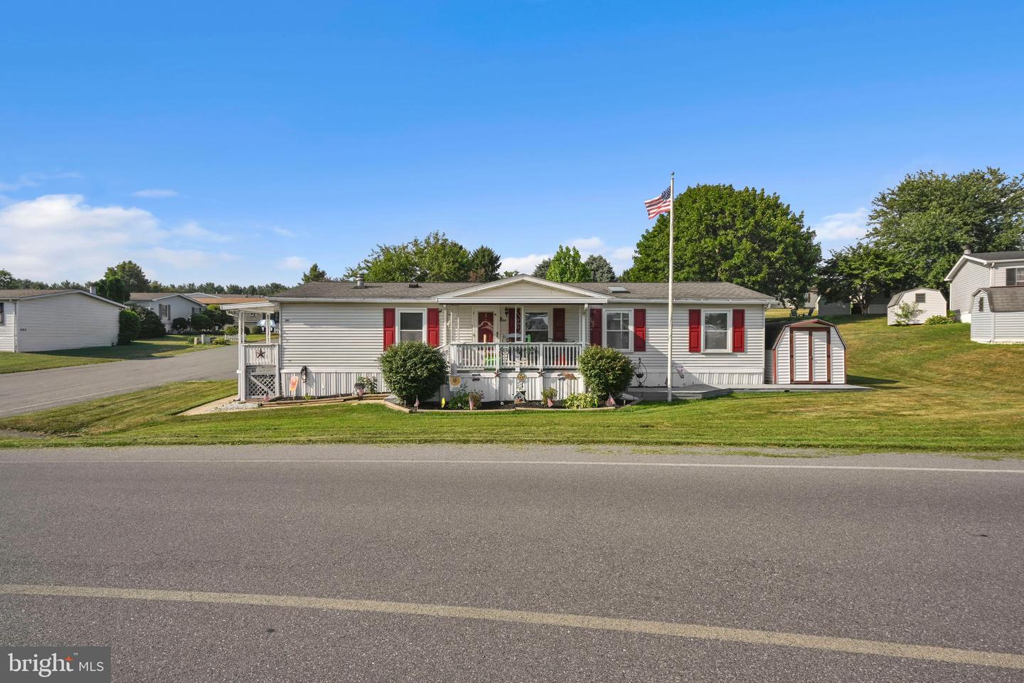200 Finch Ct — photo