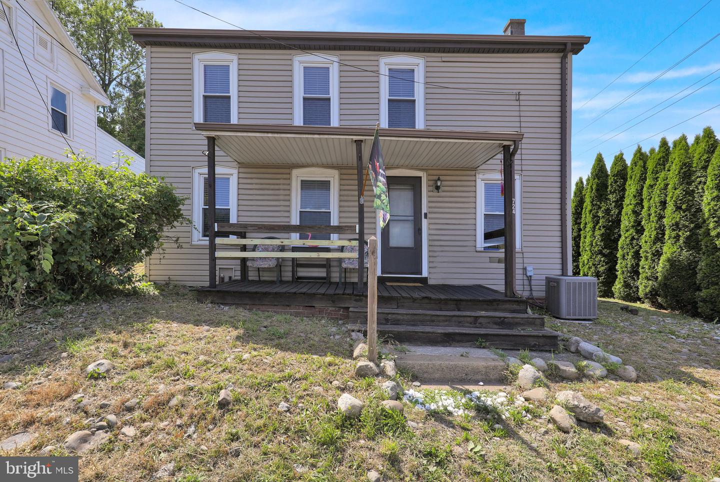 724 Rohrerstown Rd — photo