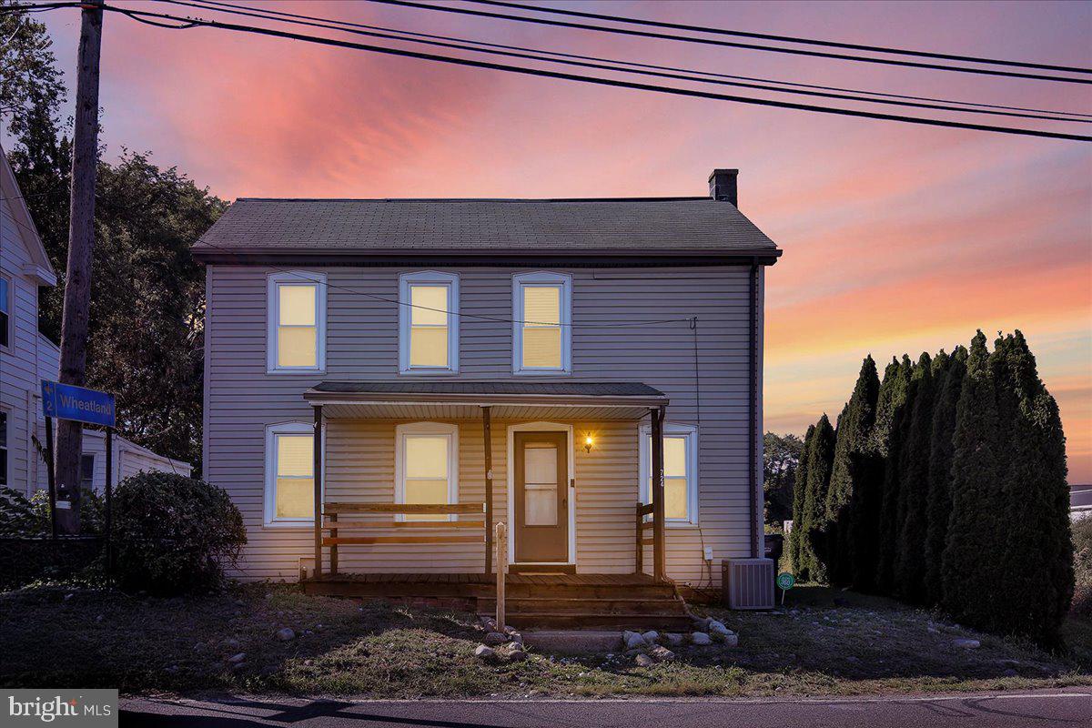 724 ROHRERSTOWN ROAD, LANCASTER PA 17603 — photo 2