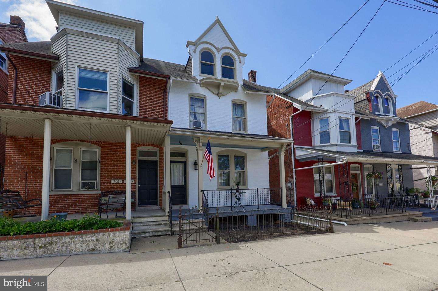 604 Union St — photo
