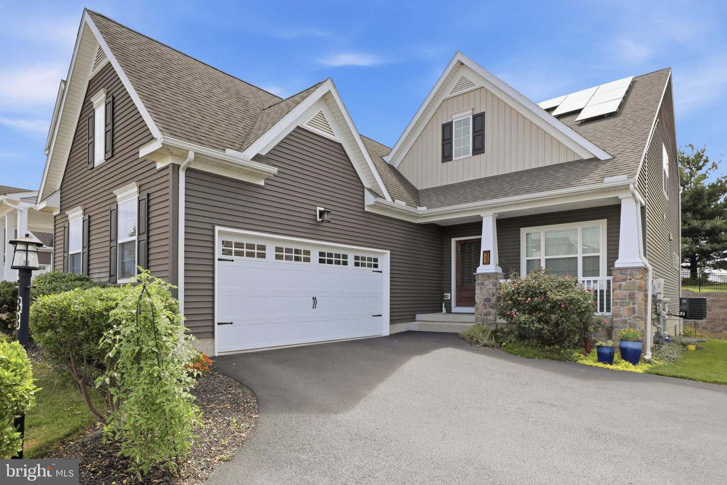 33 Alderwood Way — photo