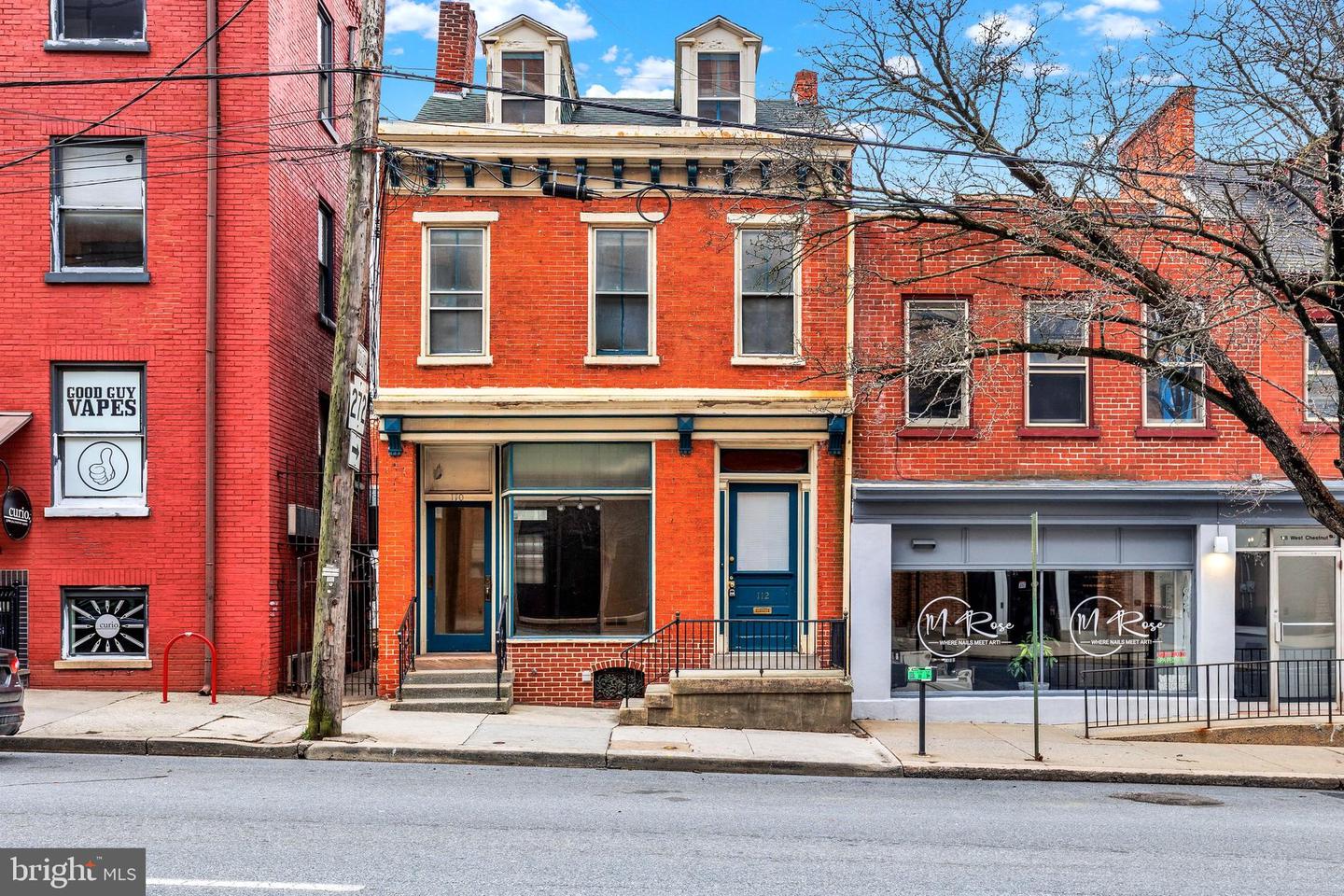 112 W Chestnut St — photo