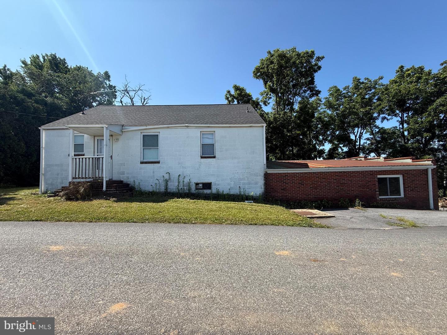 1575 HUNSECKER ROAD, BIRD IN HAND PA 17505 — photo 2