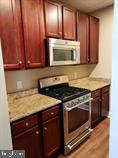 719 N Duke St #6 — photo