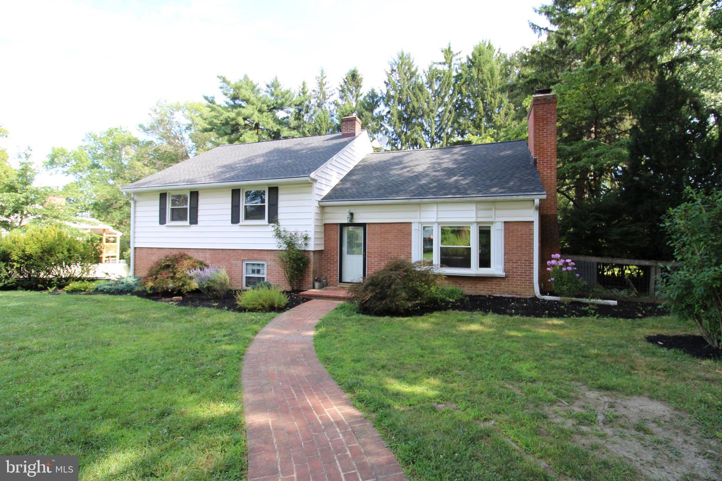 1133 Colonial Road, Lancaster, PA 17603 — photo 2