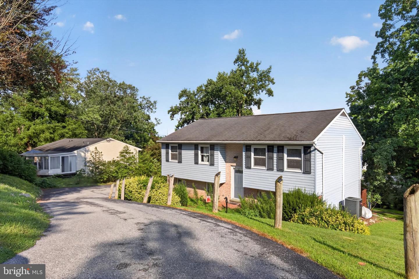 500 RAMBLER ROAD, MANHEIM PA 17545 — photo 2
