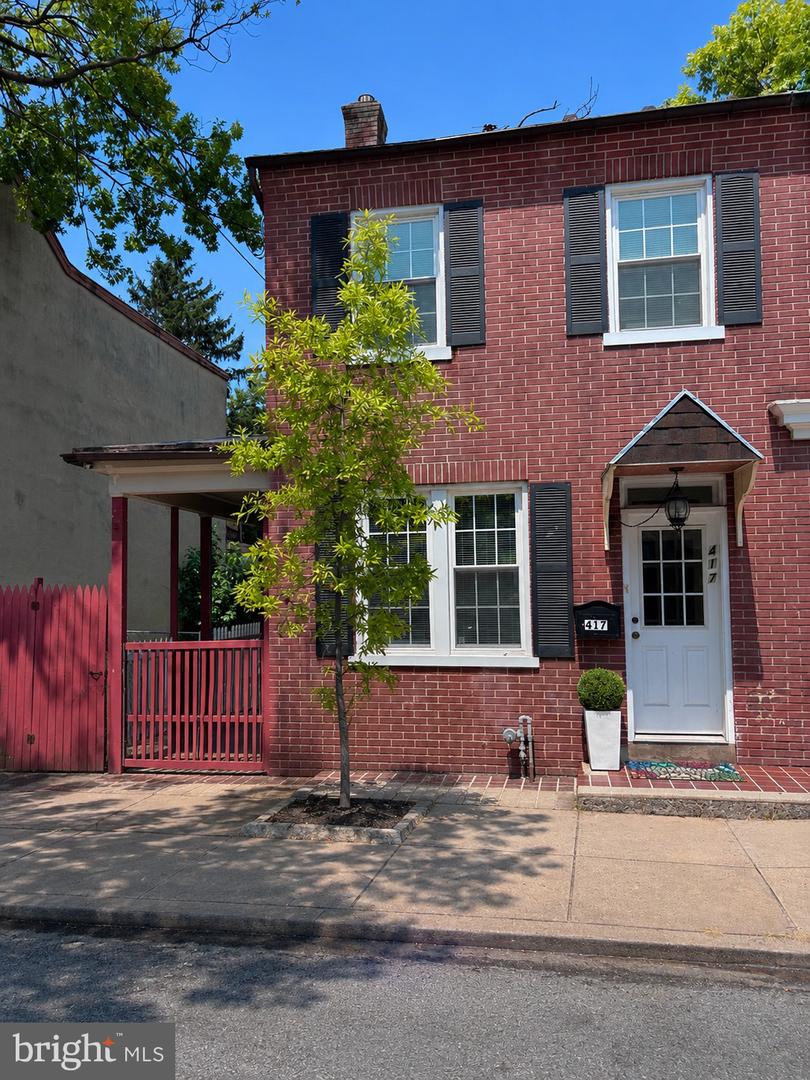 417 E Orange Street — photo