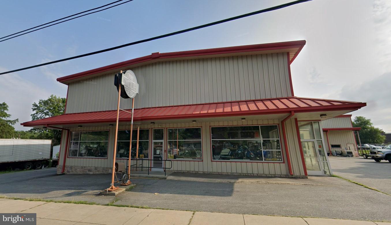 1115 Lancaster Ave — photo