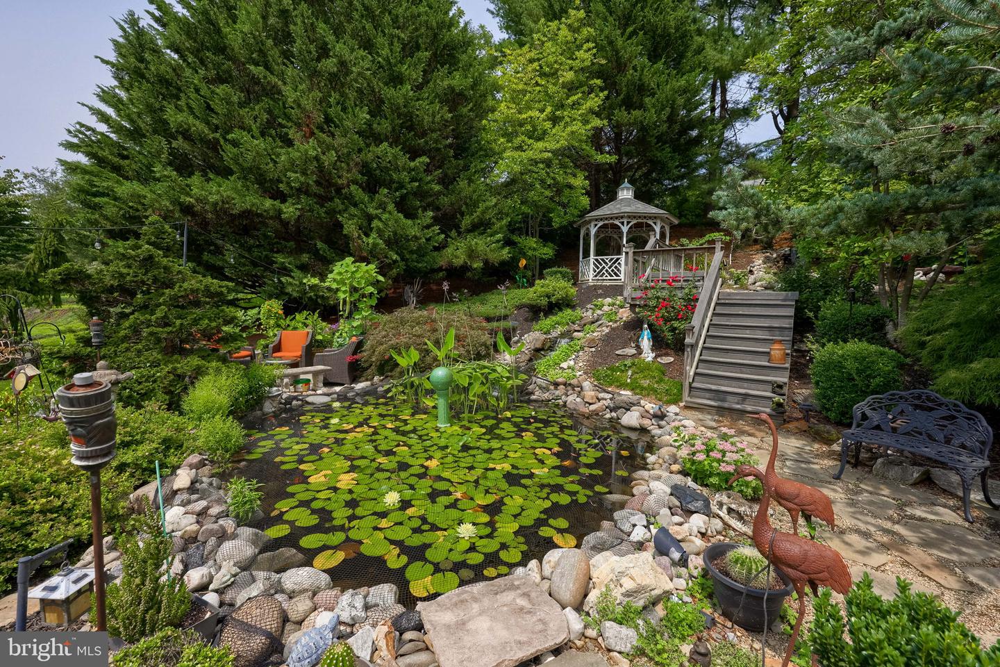 355 Buch Ave — photo