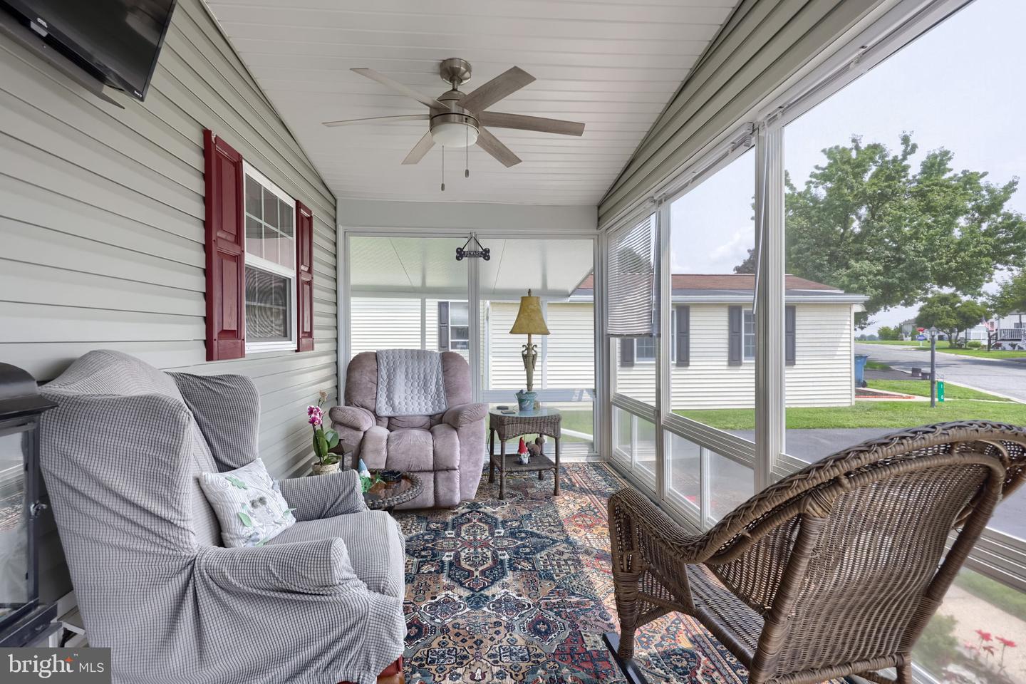 12 Ridgewood Mnr — photo