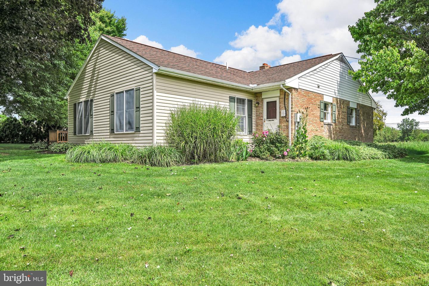 920 Rife Run Road, Manheim, PA 17545 — photo 2