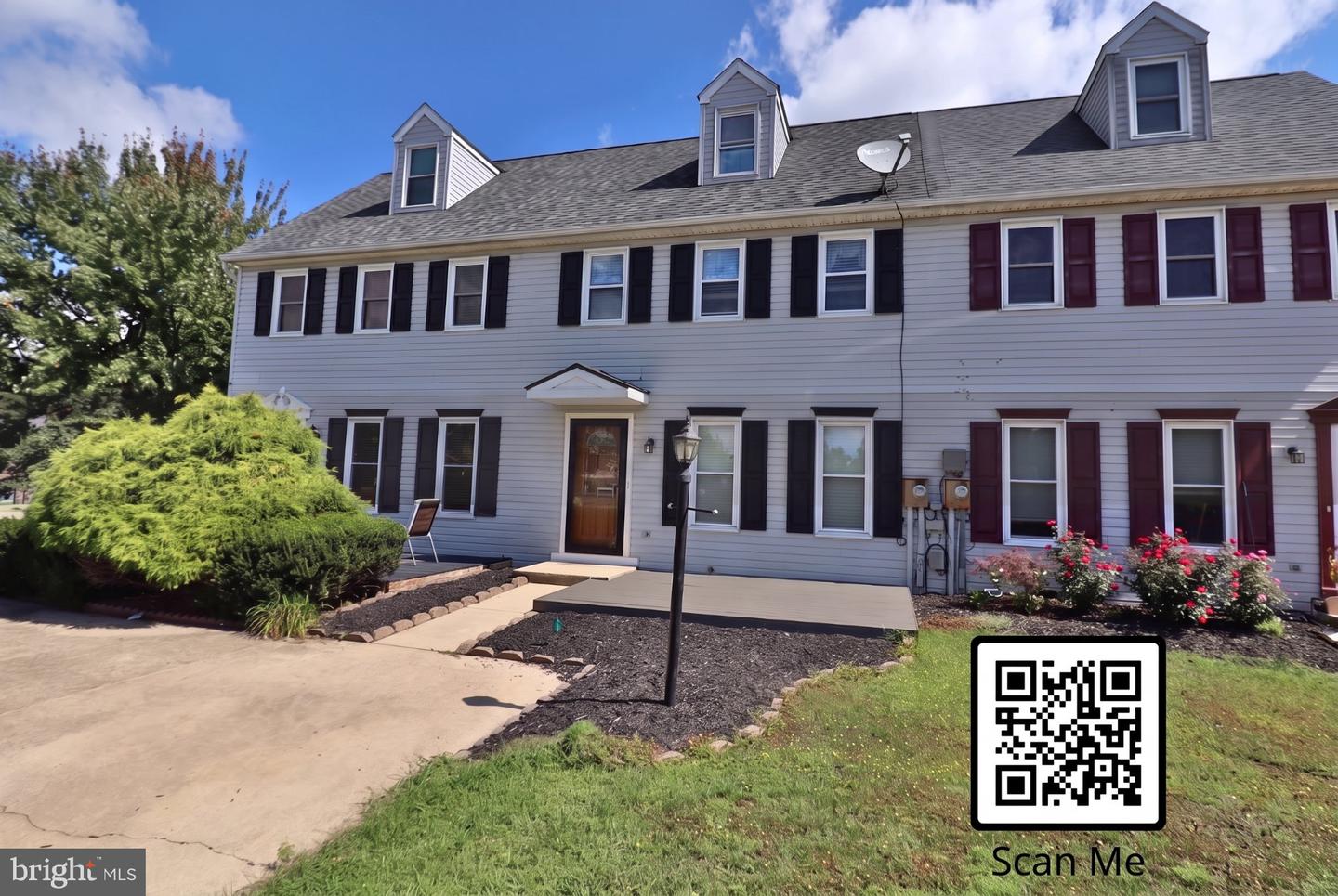 102 Garrett Cir — photo