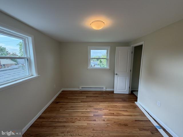 271-B Redwood Dr — photo